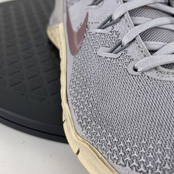Nike Metcon 4 LM Gray Athletic Training Shoes AH8804-002 Women’s Size 8 - Picture 9 of 12